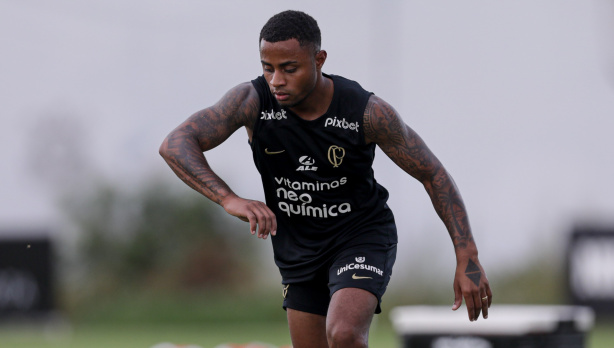 Diego Palacios em ação durante treino do Corinthians