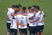 Corinthians supera calor, goleia Atl�tico-GO e chega �s oitavas da Copinha