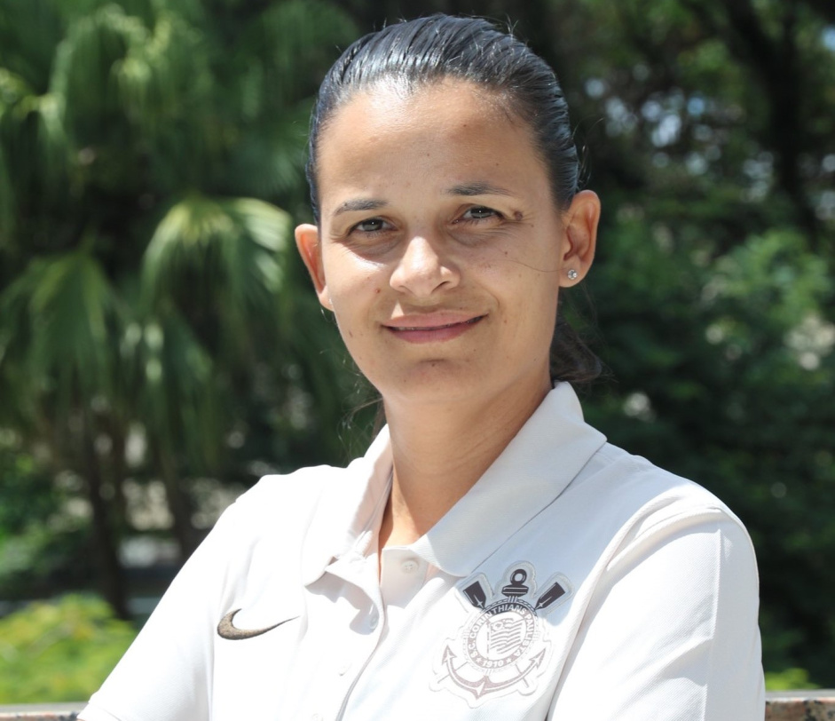 Robertinha ser a nova coordenadora metodolgica da base do Corinthians no futebol feminino
