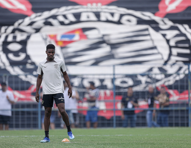 Félix Torres agradeceu ao carinho da torcida corinthiana desde a sua chegada
