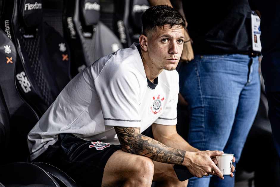 Garro revela inspirao em Messi e descreve como pode ajudar o Corinthians em campo