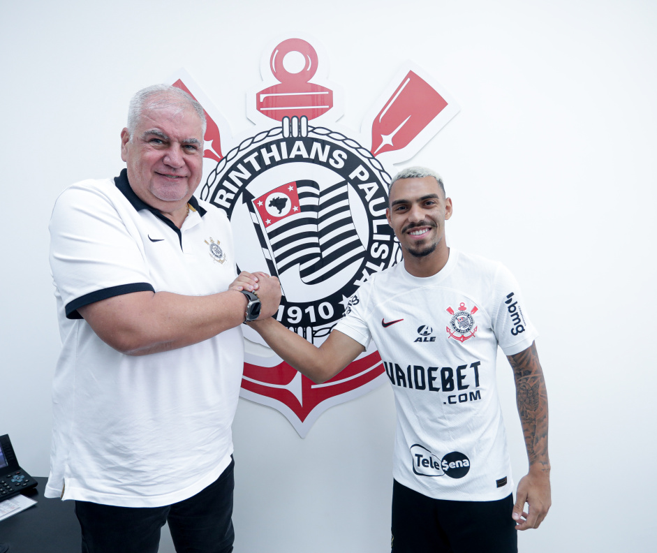 Matheuzinho  o novo reforo do Corinthians para a temporada de 2024