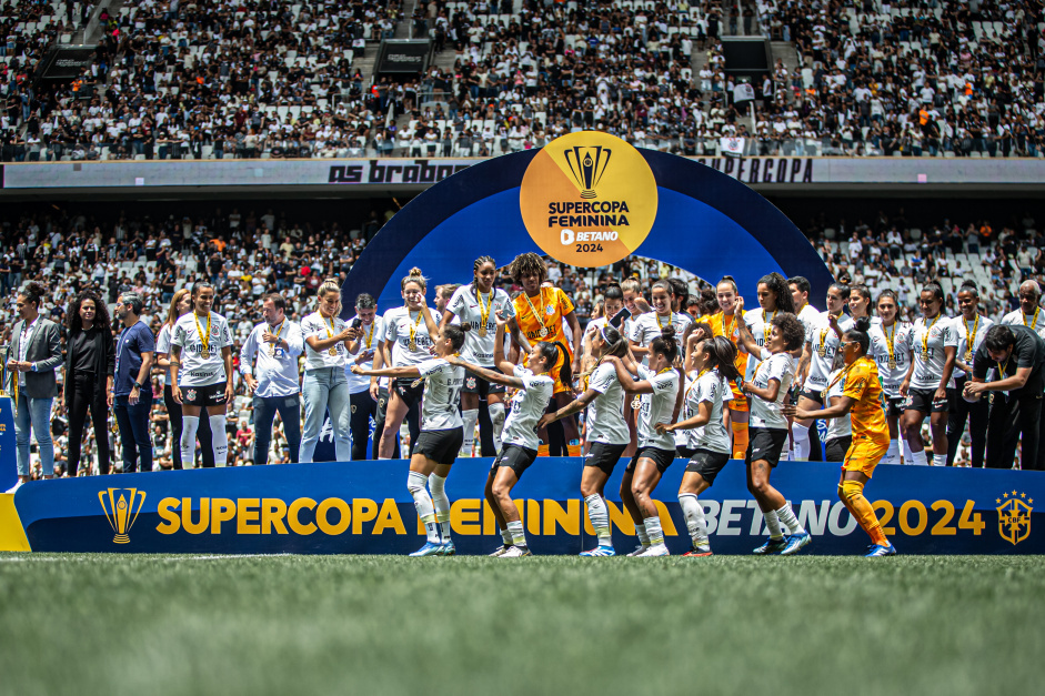 Corinthians bateu o Cruzeiro e conquistou o tricampeonato da Supercopa Feminina