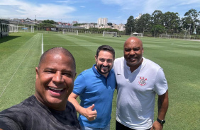 Marcelinho Carioca encontrou Claudinei Alves, diretor de base, e Batata, coordenador técnico