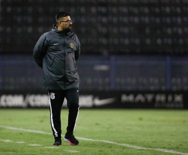 Laruccia é o técnico do Corinthians Sub-17