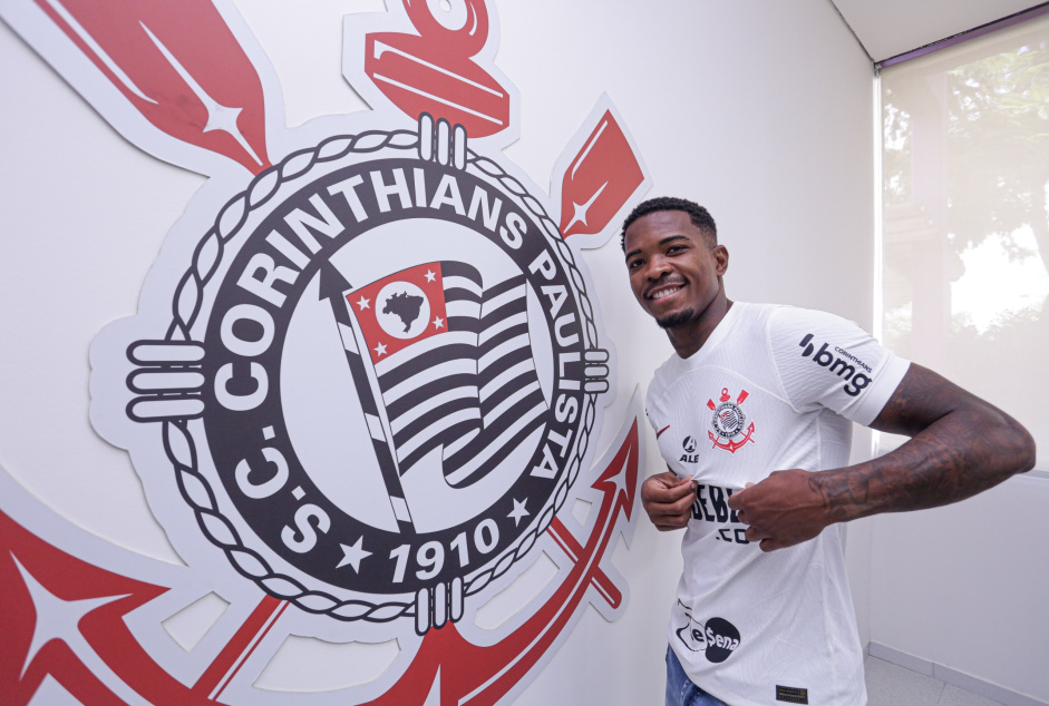 Cac foi anunciado pelo Corinthians nesta quinta-feira