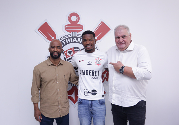 Cacá pode estrear pelo Corinthians