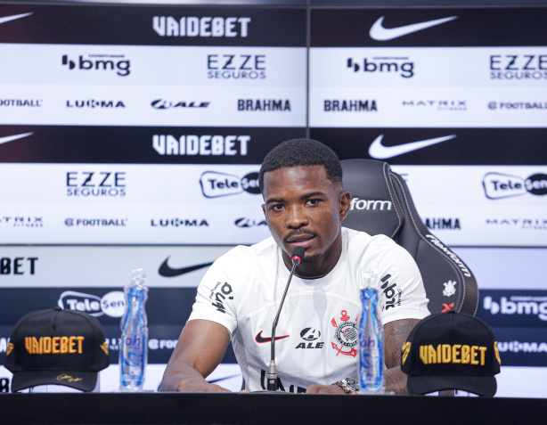 Cacá só poderá estrear pelo Corinthians em abril
