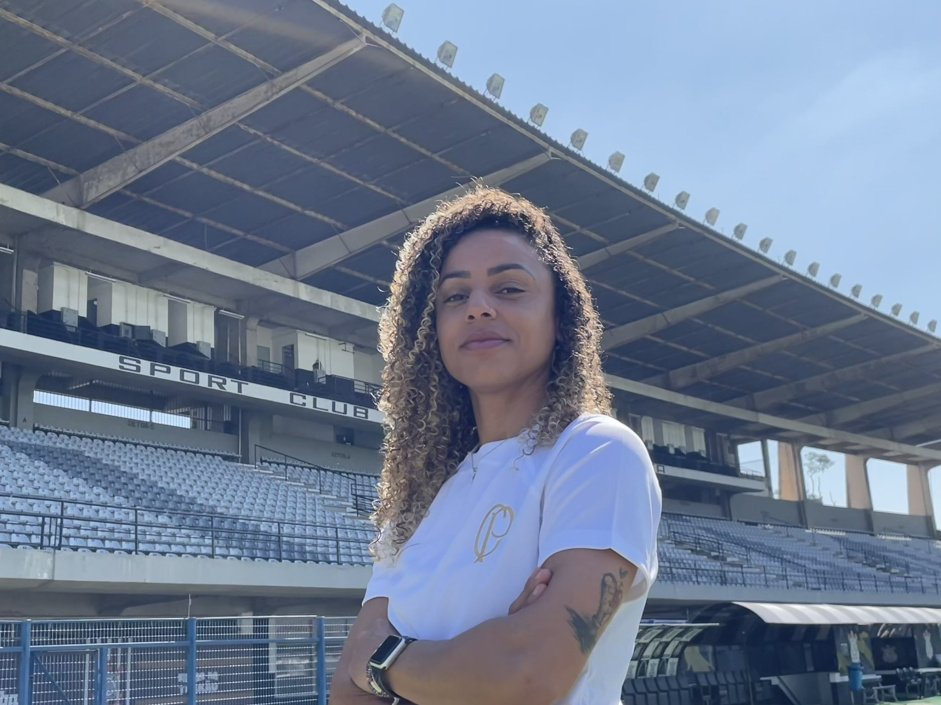 Rlany Silva  apresentada como treinadora do Corinthians feminino Sub-17