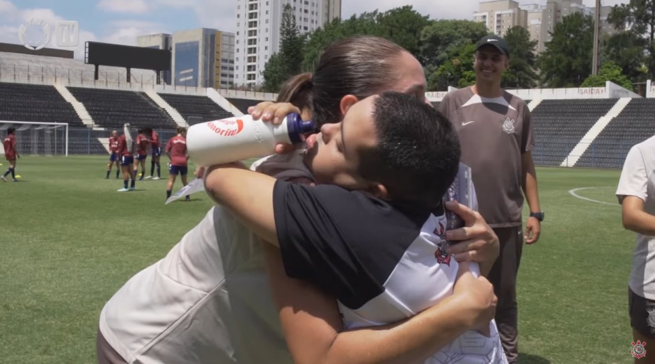 Jogadoras do Corinthians Feminino se encontraram com o Futsal Down do Chute Inicial