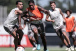 Corinthians faz treino t�tico e de bolas paradas no domingo de P�scoa