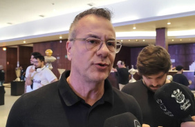 Diretor do Corinthians planeja novo treino na Fazendinha e explica como surgiu ideia do 'poropop'