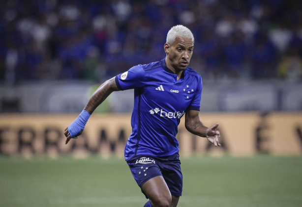 CRAQUE DO TIME! Matheus Pereira iguala melhor temporada da carreira