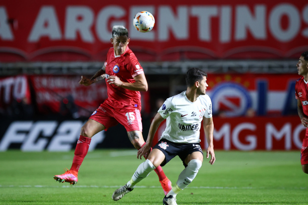 Corinthians perdeu por 1 a 0 para o Argentinos Juniors