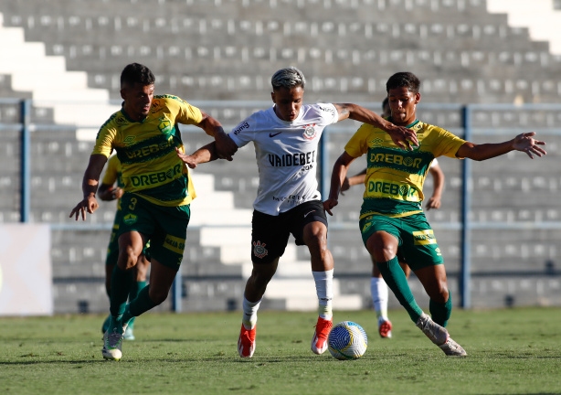 Corinthians foi derrotado pelo Cuiabá no Brasileirão Sub-20