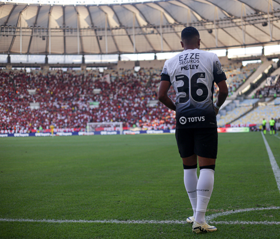 Corinthians de Antnio Oliveira chegou a terceira derrota no Campeonato Brasileiro