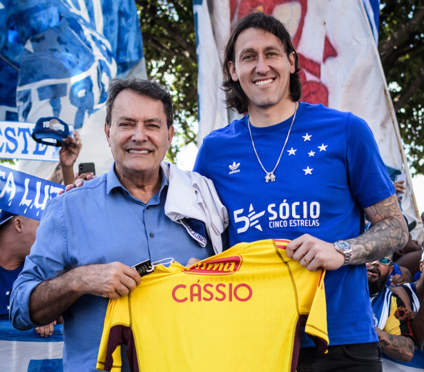 C�ssio foi apresentado pelo Cruzeiro nesta ter�a-feira
