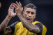 Corinthians e Paulinho n�o chegam a um acordo para renova��o e volante deixa o clube