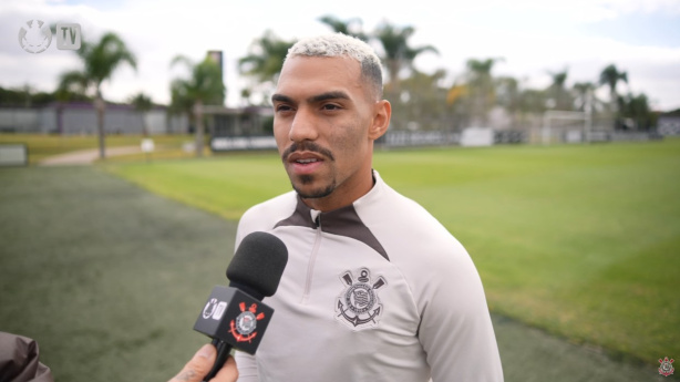 Matheuzinho deve ser titular no Corinthians para a próxima rodada do Brasileirão