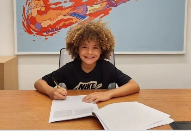 Flora deixou a base do Corinthians ao início de 2024