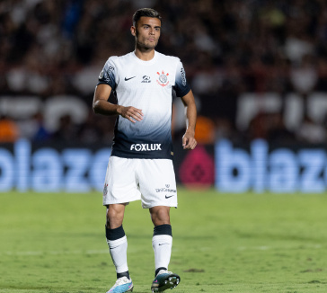 Boca Juniors confirma proposta para contratar volante do Corinthians