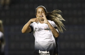 Vic Albuquerque marcou duas vezes na goleada do Corinthians sobre o Bragantino