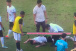 Zagueiro do Corinthians Sub-20 sai de ambulncia em Majestoso; jogador foi liberado aps exames