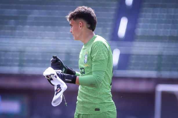 Dupla do Corinthians marca presença em classificação do Brasil na Copa 2 de Julho