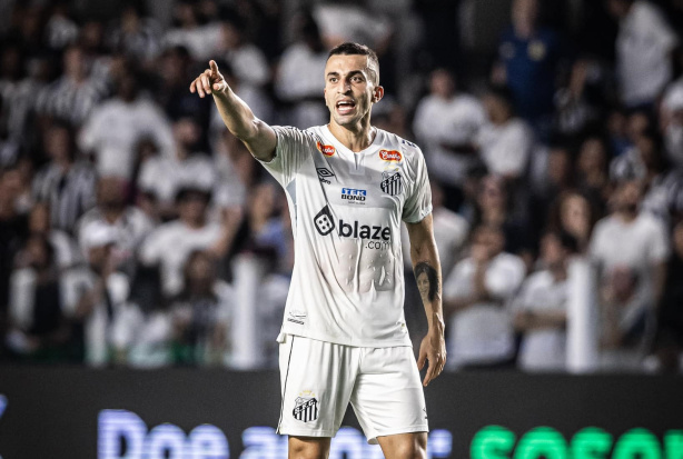 BOA TROCA! Possível chegada de meia titular de equipe rival em troca por atacante do Corinthians