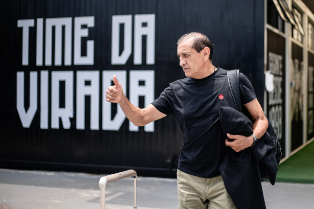 Ramón Díaz chega ao Brasil e deve assinar com o Corinthians