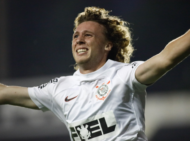 Franco Delgado marca primeiro gol pelo Corinthians