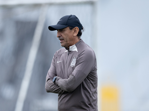 Ramón Díaz aplica segundo treino no Corinthians