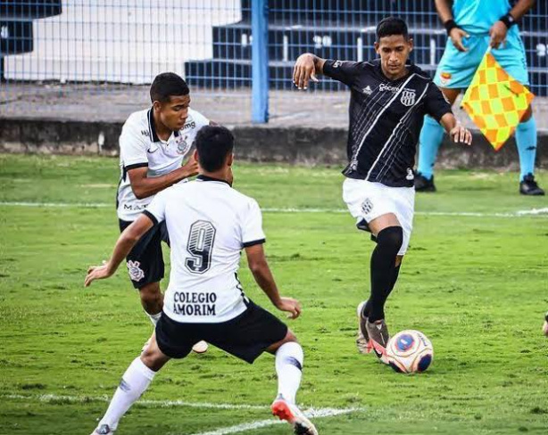 Gabriel Assunção começou na Ponte Preta e estava no Flamengo antes de fechar com o Corinthians