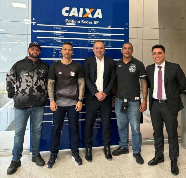 Organizada do Corinthians volta a se reunir com a Caixa para discutir pagamento da Arena