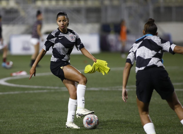 Corinthians � superado pelo S�o Paulo e sai em desvantagem nas semifinais do Paulista Sub-20