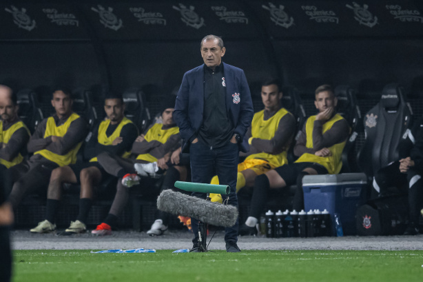 Ramón Díaz durante o jogo entre Corinthians e Grêmio pela Copa do Brasil