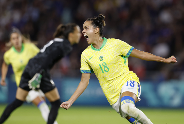 Gabi Portilho comemorou com muita vontade o gol marcado sobre a França