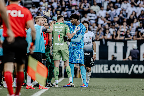 Corinthians empatou com o Juventude