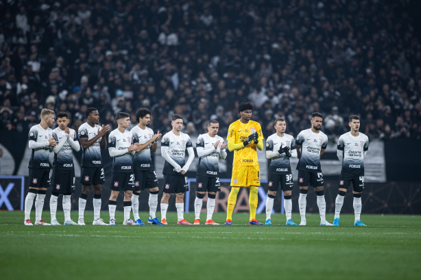 Corinthians empata com Red Bull Bragantino