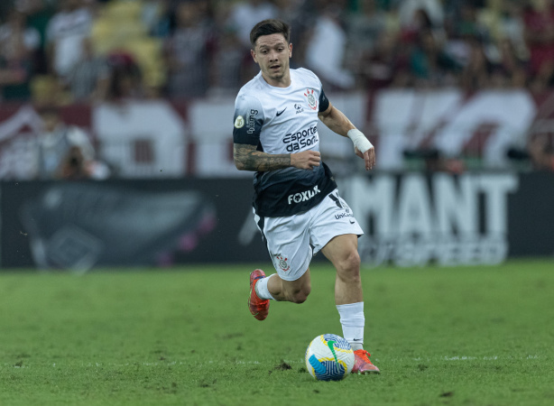 Garro e Talles Magno foram substituídos na segunda etapa por Ramón Díaz