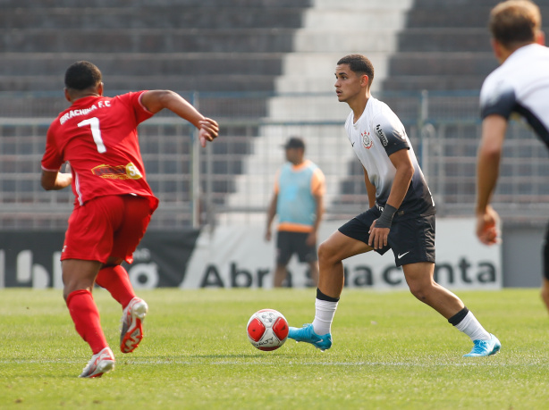 Corinthians ficou apenas no empate com o Ibrachina