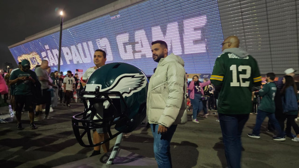 A partida entre Eagles e Packers na Neo Qu�mica Arena foi o primeiro jogo da hist�ria da NFL na Am�rica do Sul