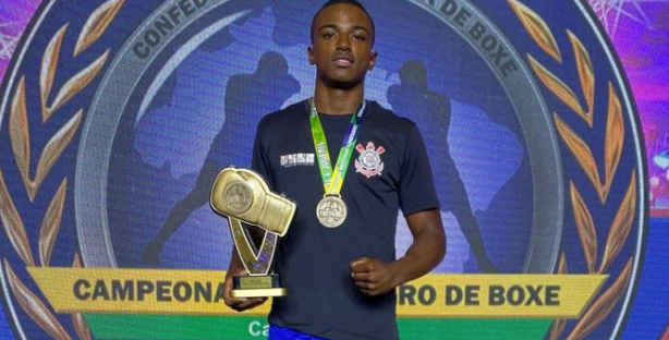 Atleta do Corinthians vence final e se sagra campeão brasileiro de boxe olímpico