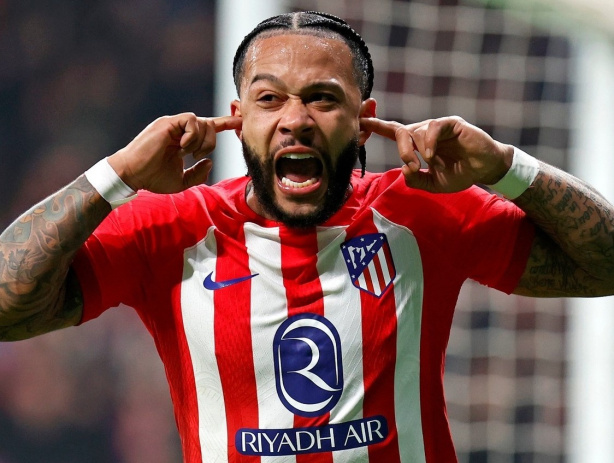 Memphis assinou com o Corinthians at� o fim de 2026