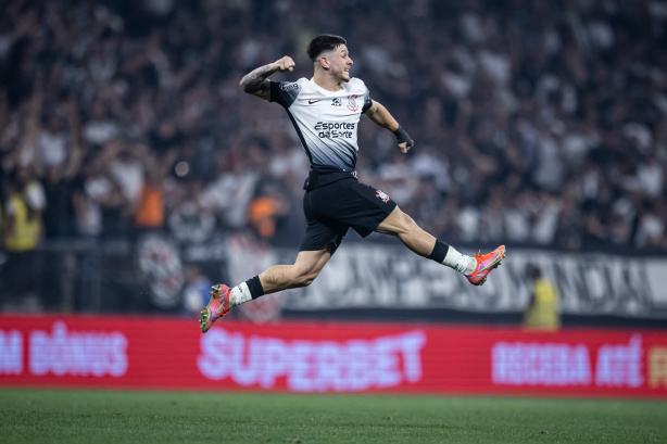 Corinthians garante classifica��o na Copa do Brasil com gol no �ltimo lance contra o Juventude