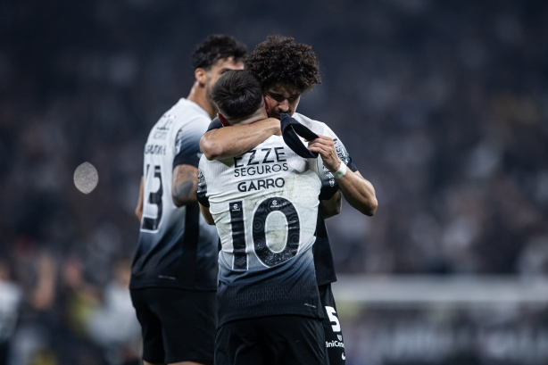 Corinthians passou pelo Juventude nos acr�scimos