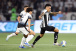 Corinthians desperdi�a p�nalti, converte outro, mas � derrotado pelo Botafogo no Brasileir�o