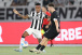 Goleiro e autor de gol s�o eleitos os melhores em campo em m� noite do Corinthians; veja notas