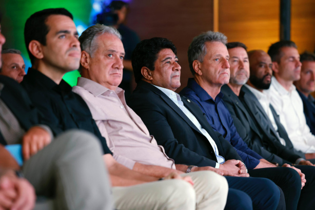 O Corinthians ainda não recebeu as datas e horários exatos dos jogos contra o Flamengo