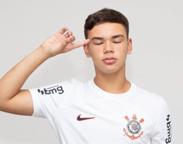 Miguel Moscardo é o artilheiro do Paulista Sub-14 com 19 gols marcados